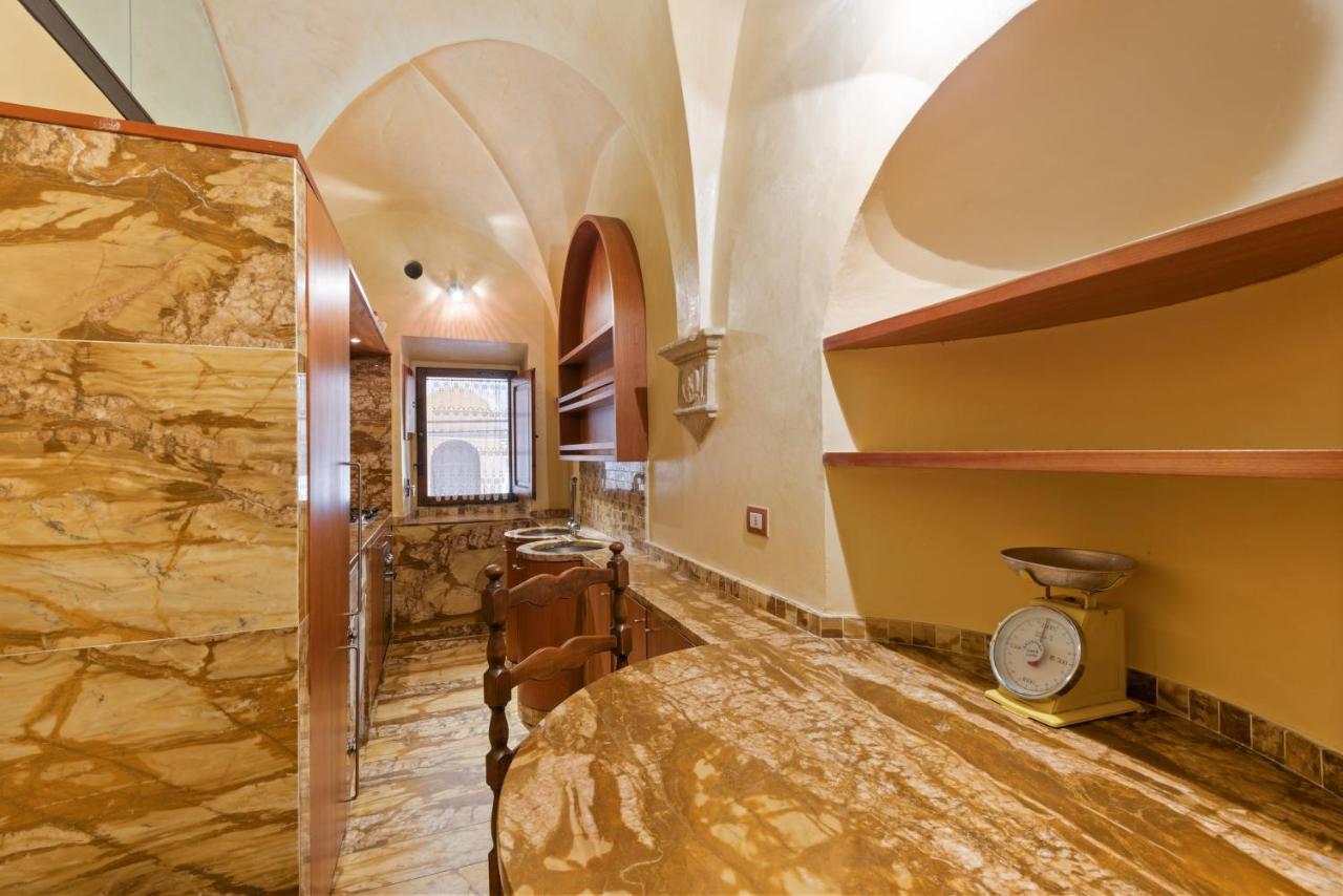 Appartamento Beatrice - Affitti Brevi Italia Siena Buitenkant foto
